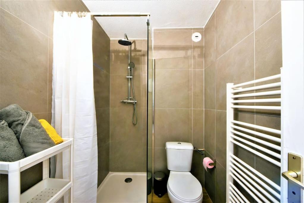 Embnb - Studio Near Geneva - S204,4 Etrembieres Bagian luar foto